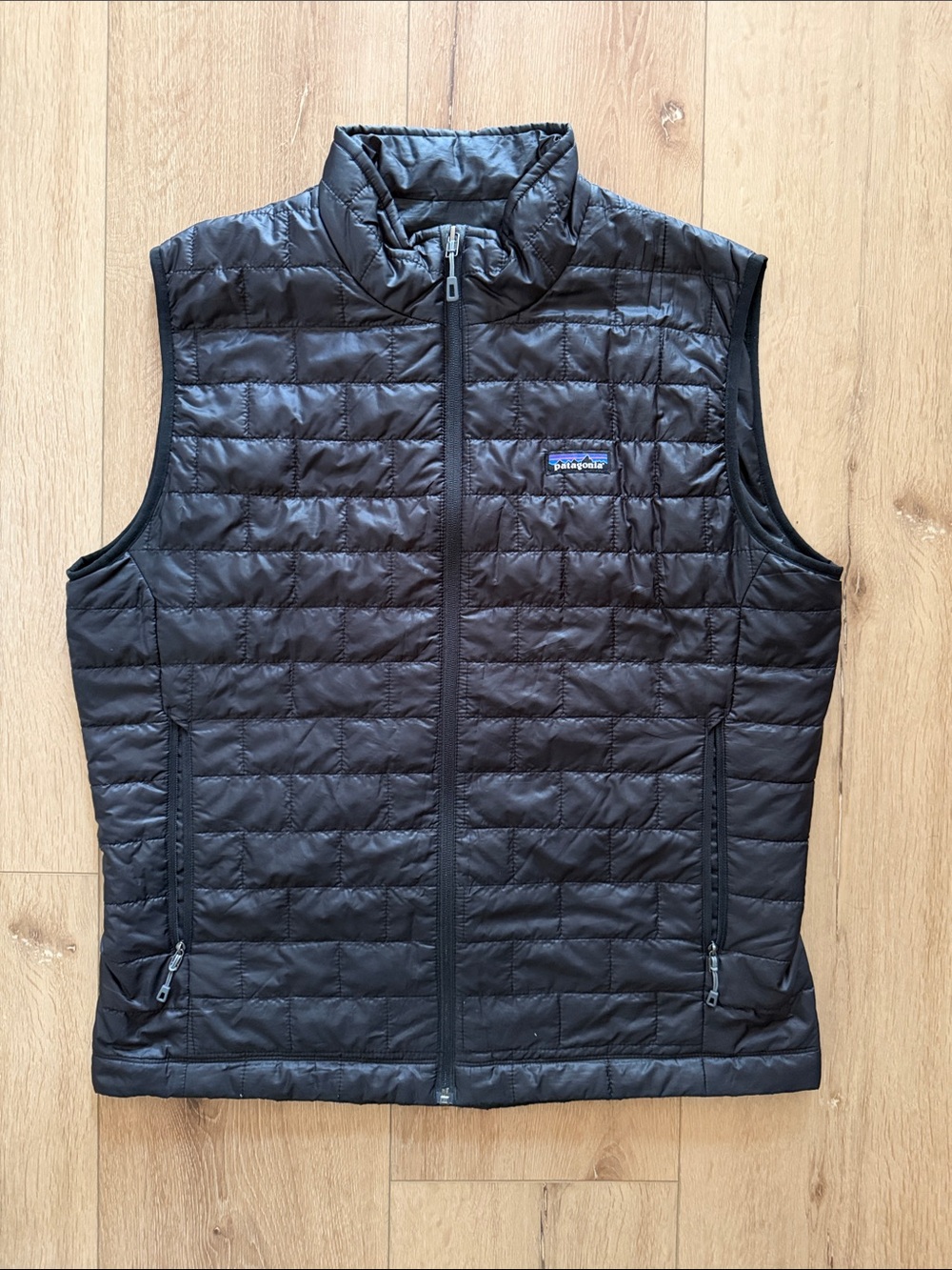 Patagonia Men’s Black Quilted Nano Puff Insulated Vest - NWOT